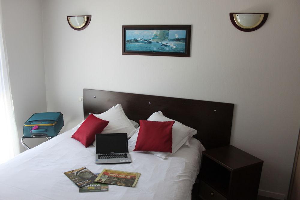 Comfort Suites Pau Idron Luaran gambar