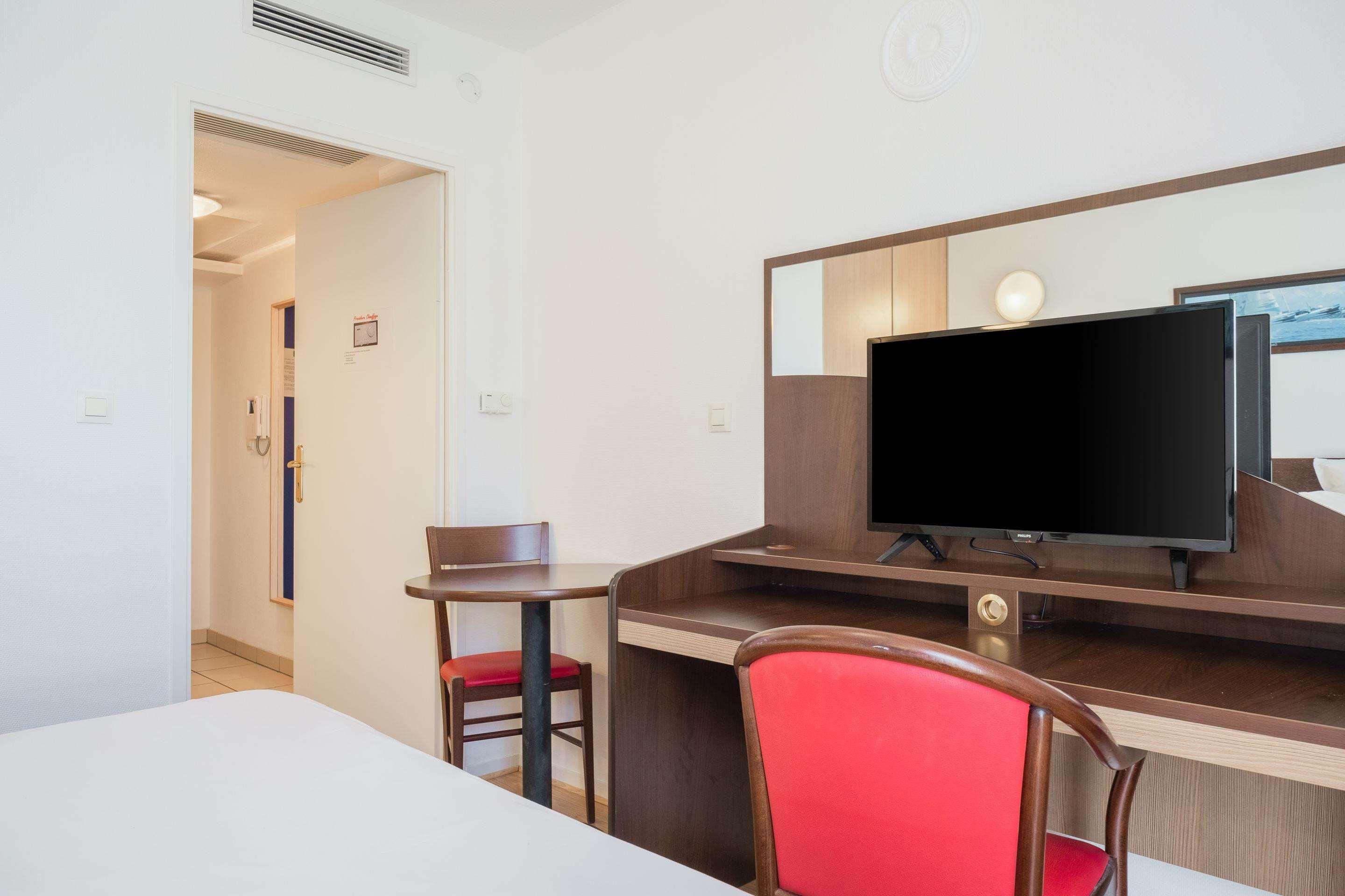 Comfort Suites Pau Idron Luaran gambar