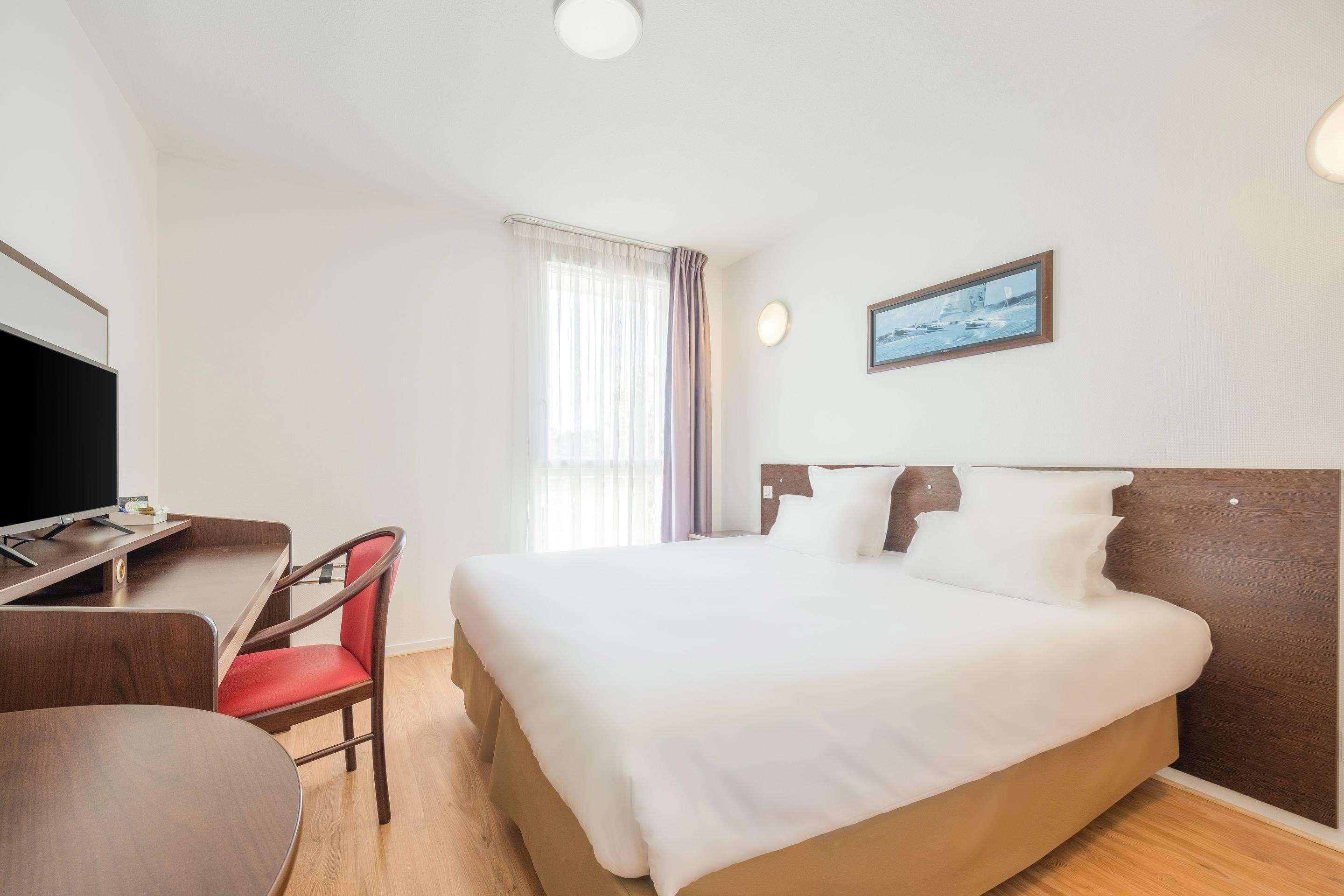 Comfort Suites Pau Idron Luaran gambar