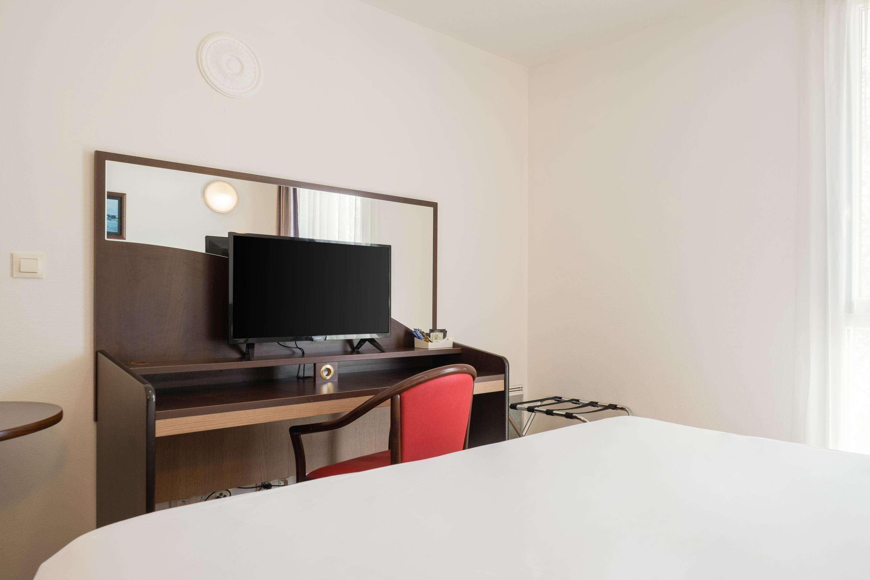 Comfort Suites Pau Idron Luaran gambar